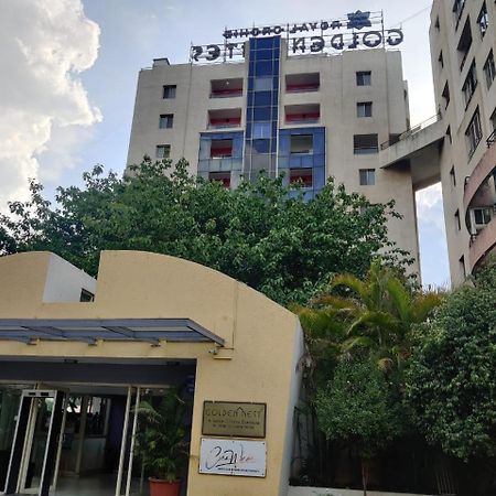 Royal Orchid Golden Suites Pune Ngoại thất bức ảnh