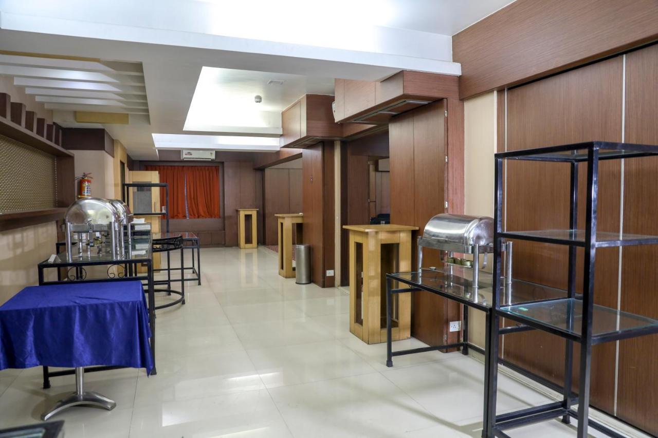Royal Orchid Golden Suites Pune Ngoại thất bức ảnh
