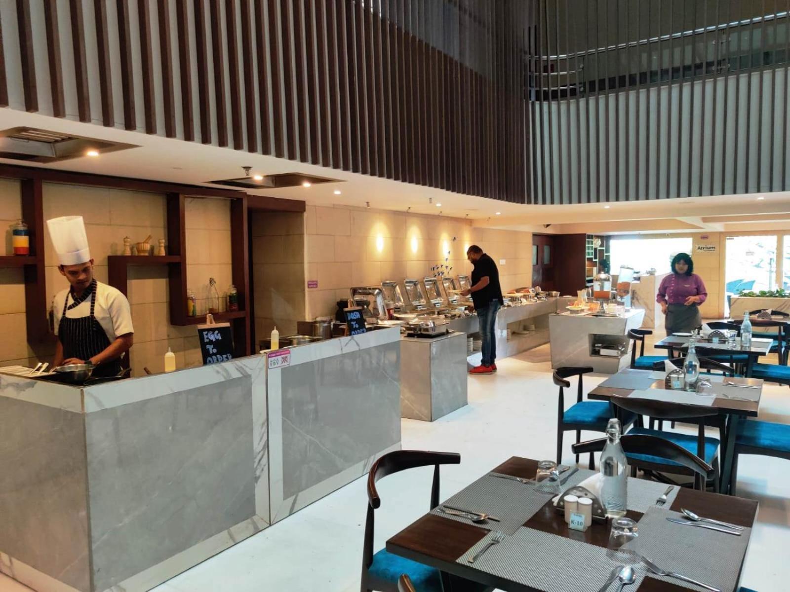 Royal Orchid Golden Suites Pune Ngoại thất bức ảnh